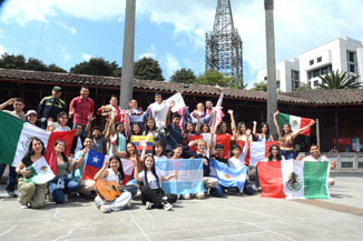 El programa Manizales Campus Universitario y el Sistema Universitario de Manizales dieron la bienvenida a 38 estudiantes internacionales que llegaron a la ciudad para un intercambio académico. Provienen de México, España, Perú, Chile, Argentina y Ecuador. Esta estrategia va encaminada a posicionar a Manizales como un destino académico internacional.
