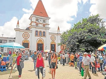 Entre las 2:00 p.m. y las 6:00 p.m. de hoy Villamaría desarrollará en el Parque de Bolívar el Festival del Chorizo Villamariano 2025, organizado por la Oficina de Turismo Municipal. Habrá muestra gastronómica y participarán varios comerciantes para promocionar su marca y vender sus productos. Este municipio del Área Metropolitana Centrosur de Caldas tiene fabricantes de chorizos hasta con 98 años de trayectoria.