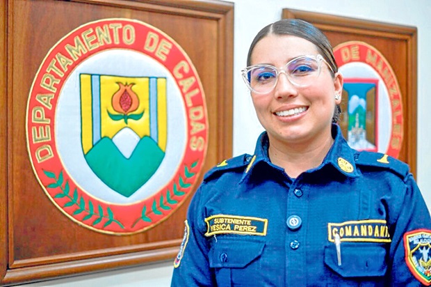 La teniente Yesica Andrea Pérez Córdoba, comandante del Cuerpo de Bomberos de Belalcázar, fue designada Delegada Departamental de Bomberos en la Junta Nacional de esta entidad. Se convierte en la primera mujer en la historia de Caldas en asumir este cargo. Su labor estará centrada en hacer gestiones en beneficio de los 32 cuerpos de bomberos en el departamento, que mucho las requieren para cumplir sus funciones.
