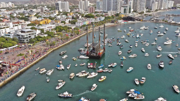 Celebró ayer los 500 años de su fundación la turística capital del departamento de Magdalena. Santa Marta llega a esta importante celebración llena de retos. Desde la semana pasada ha realizado actividades culturales, deportivas y gremiales. Felicidades a la que sus lugareños consideran la bahía más hermosa de América.