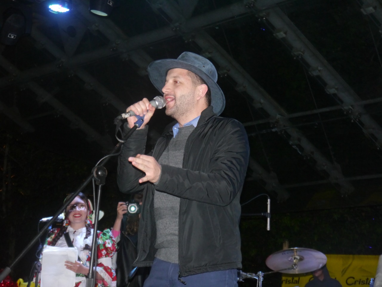 Cartucho, Rey del 43.º Festival Nacional de la Trova Feria de Manizales.