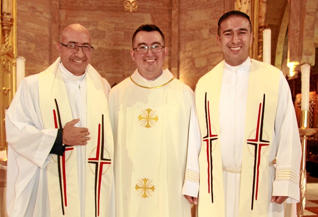 Presbítero Rubén Darío García Ramírez, Cristian Mateo Martínez, y el presbítero Ilder Andrés Gómez López.