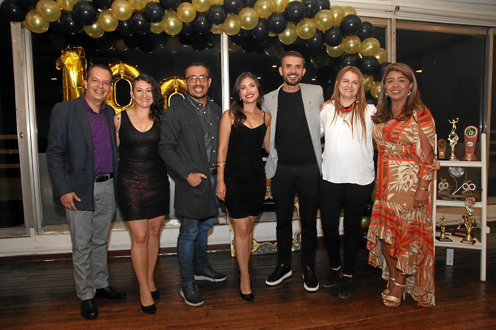 Luis Fernando González, Andrea Patiño, José Alexánder Rivadeneira, Daniela Mora, Johan Andrés Ramírez, Elizabeth Toro y Ángela María Arias.