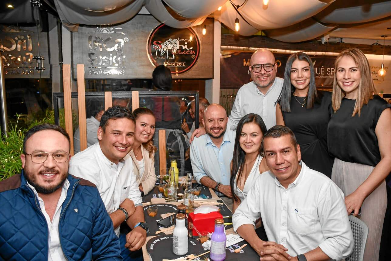 Arriba: Mauricio Villa, Carolina Alzate y Ana María Sepúlveda. Abajo: Juan Manuel Marín, Sebastián Giraldo, María Paulina González, John Martinez, Lina Montes y Juan José Silva.