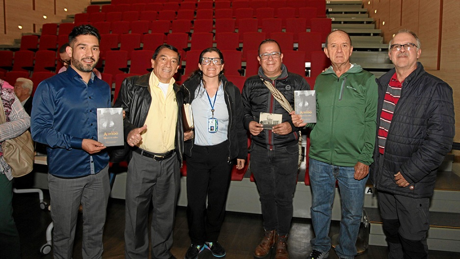 Edwin Hesse, Luis Eduardo Guastar, Leidy Agudelo, Fernando Cano, Thomás Rubio y Francisco Gómez.