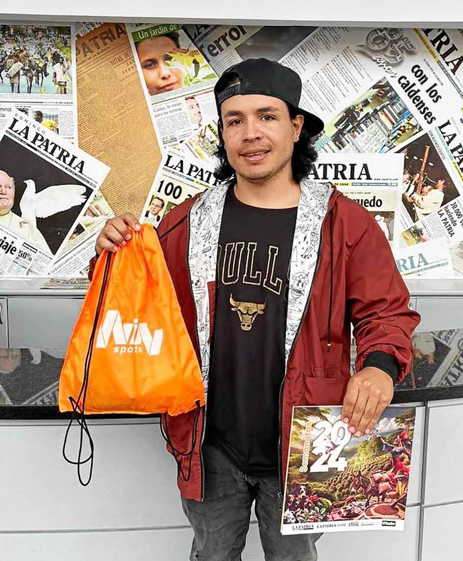 Alexánder Sarai se enteró del concurso por medio de su novia quien es seguidora de LA PATRIA en redes sociales. Ambos participaron y escucharon la emisora para ganar. “Estuvo muy bueno el partido, mucha gente”.