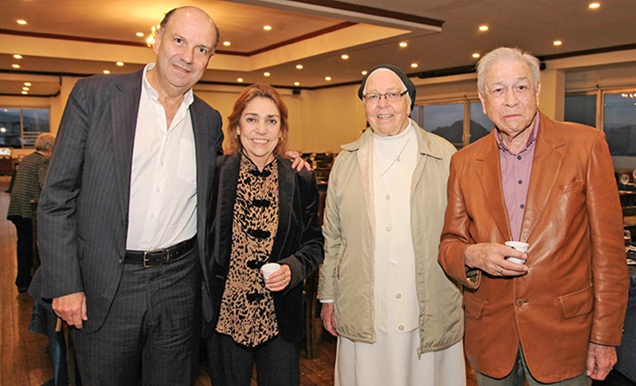 Gabriel Vallejo (Conferencista), Bertha Lucía Hoyos, Hermana Gloria del Carmen Torres y Néstor Buitrago.