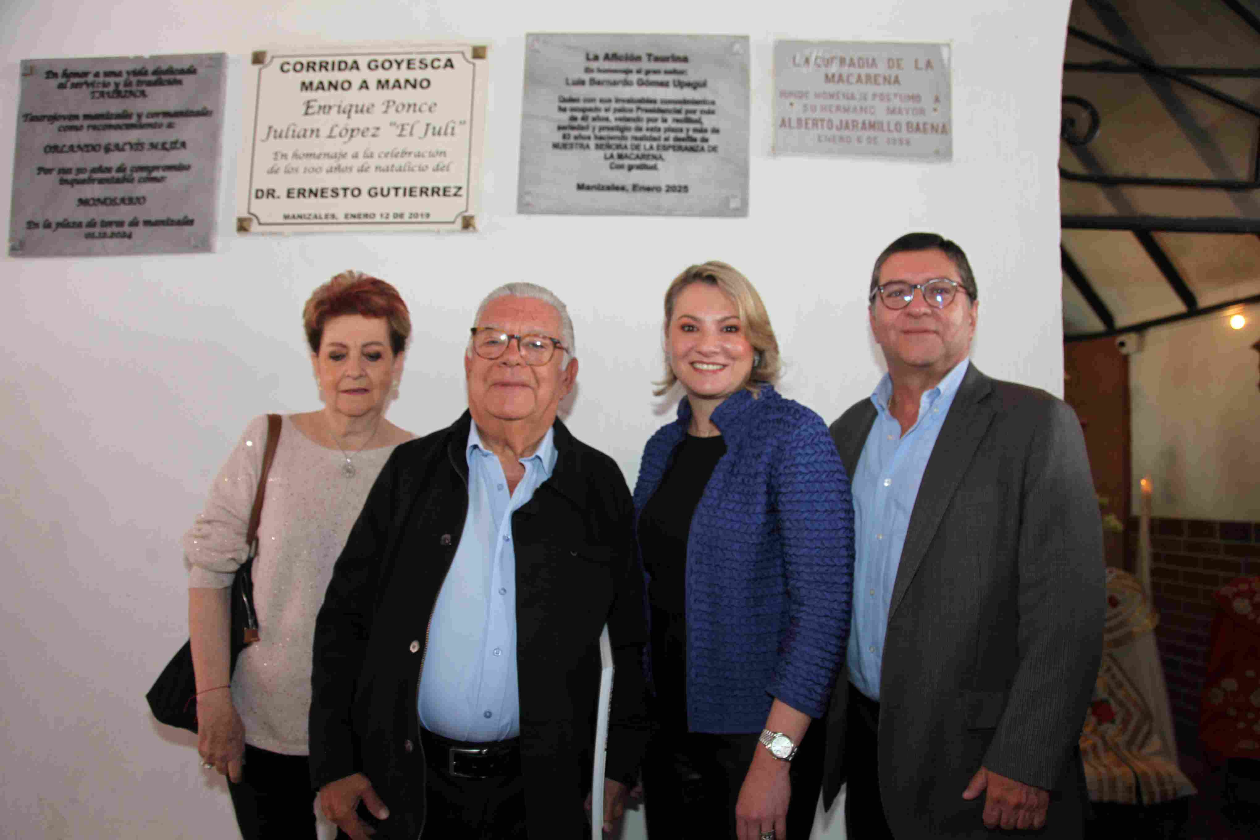 Ana María Uribe, Luis Bernardo Gómez, María Alejandra Gómez y Luis Roberto Rivas.