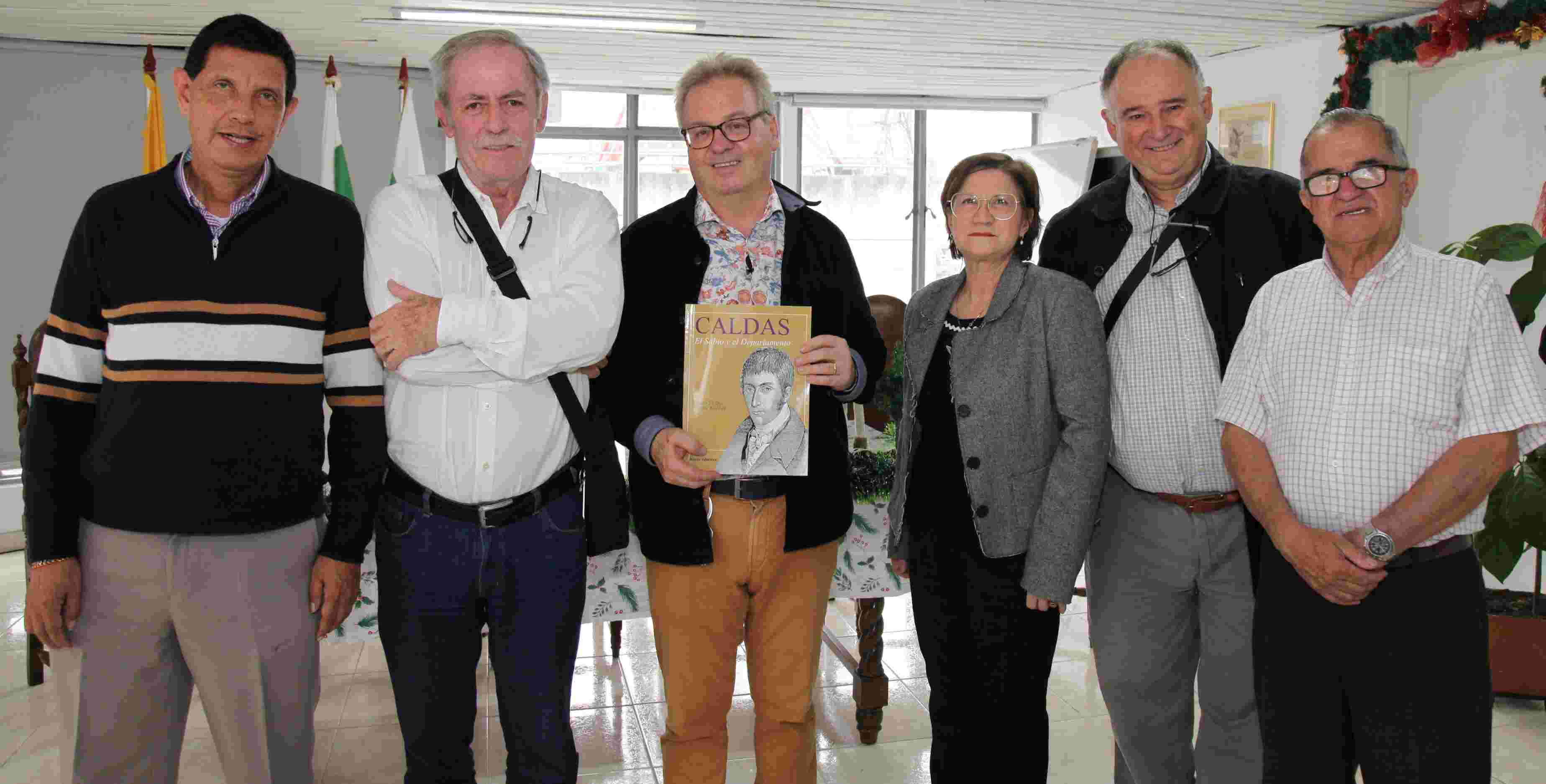 Humberto Salazar, Luis Fernando Escobar, Pedro Felipe Hoyos, Gloria Ramírez Botero, Christian Constant y Miguel Ángel Alzate.