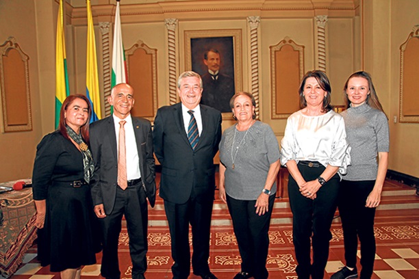 Gloria Esperanza Ospina, Duván Emilio Ramírez, Fabián Escobar Montoya, Diana Del Socorro Díaz, Ángela María Toro Mejía e Irene López Toro.