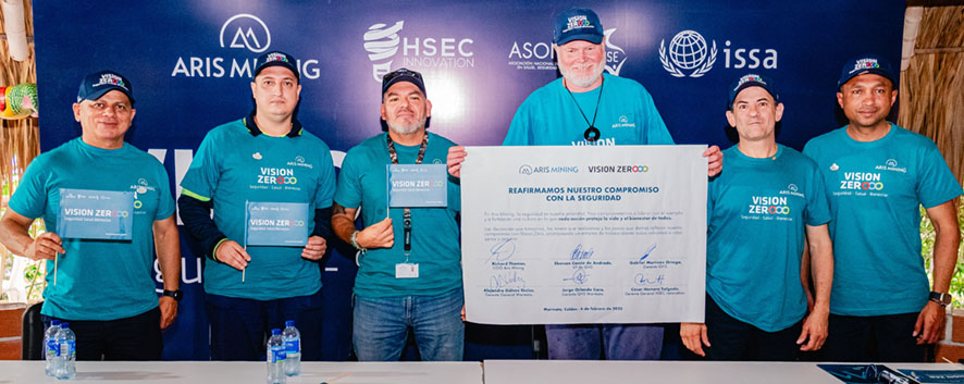 Gabriel Martínez, gerente QHS Colombia; Jorge Caro, gerente QHS Marmato; Alejandro Gálvez, gerente general de Aris Mining Marmato; Richard Thomas, COO; Éberson Cassio, vicepresidente QHS y César Herrera; gerente HSEC.