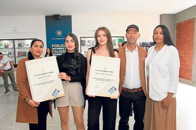 Patricia López, Mariana Arias, Merly Cardona, Carloman Cardona y Gloria Inés Pérez.