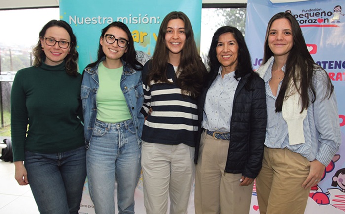 Lynda Henao, Ana María Robles, Valentina Melandro, Claudia Stapper y Jacqueline Piñeros.