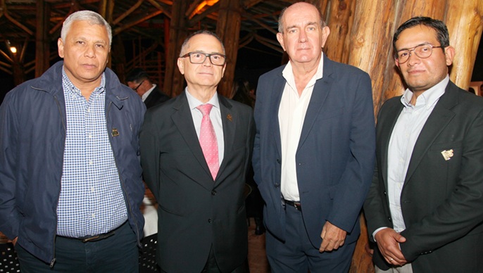 Alejandro Morales, Francisco Giraldo, Jorge Iván Pérez y Paulo César Mafla.
