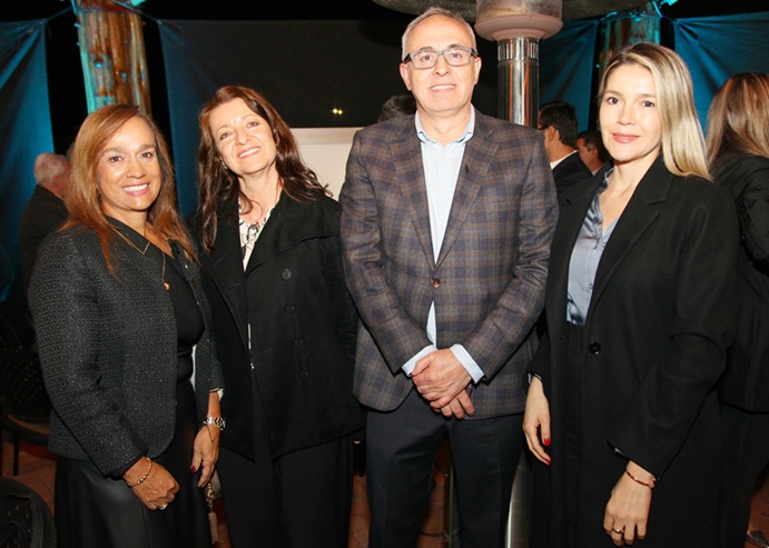 Luz María Castaño, Paula Orozco, Juan Pablo Quintero y Paula Andrea Arias.