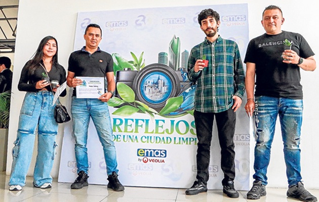 Manuela Orozco, Andrés Sánchez, Juan José Realpe y Julián Camilo Jurado.