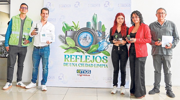 Juan David Cardona, Efraín Gómez, María Camila Giraldo, Leidy Rivera y Luis Fernando Venegas.