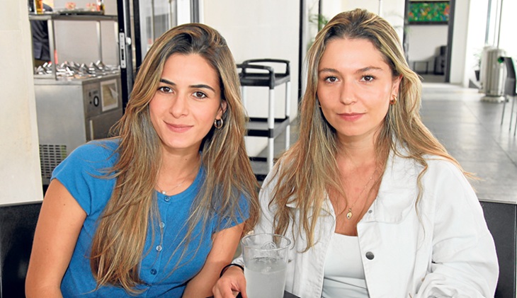 María Paz Hoyos y Juanita Gómez.