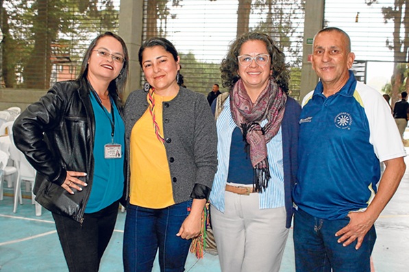 Ángela María Gutiérrez, Ana María Montoya, Alba Lucía Hurtado y Henry Cardona.