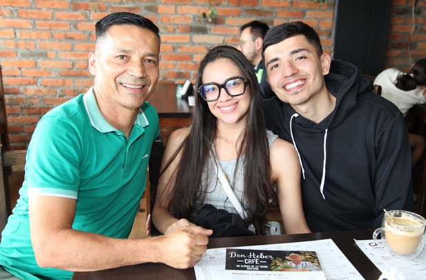 Luis Sánchez, Sofía Giraldo Ballesteros y Daniel Sánchez.