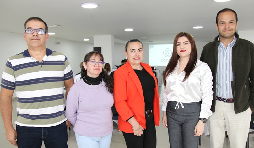 Jhon Jairo Hincapié, Fressia Carvajal, Liz Yanira Restrepo, Lili Johanna Gil y Alejandro Moncada.