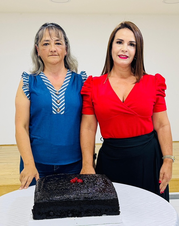Luz Stella Sánchez y Pilar Cardona.
