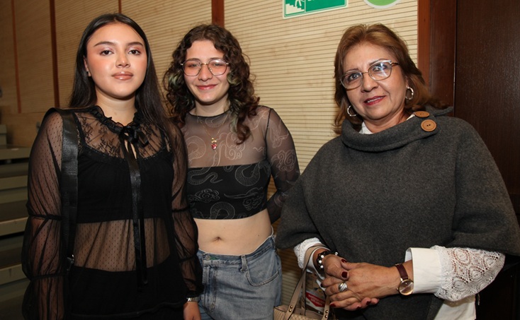 Matilde Giraldo, Silvana Ospina y Socia Vásquez.
