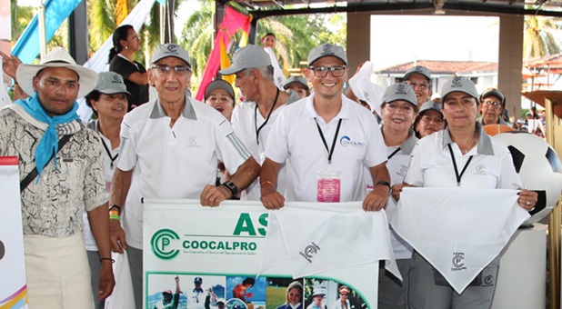 Participación de la cooperativa Coocalpro.