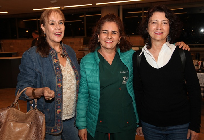 Sandra Mejía, Olga Lucía López y Diana López.