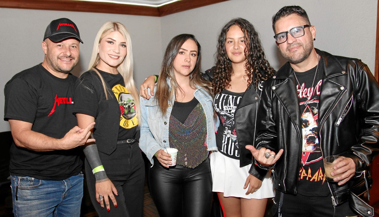Miguel Ángel Cortés, María Camila Castro, Jessica Restrepo, Isabela Valencia  y Carlos Gambe.