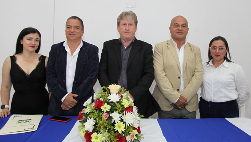 Diana Marcela Gallego, Óscar Alonso Vargas, Martín Sierra, Jhon Jairo Echeverri y Alejandra Osorio.