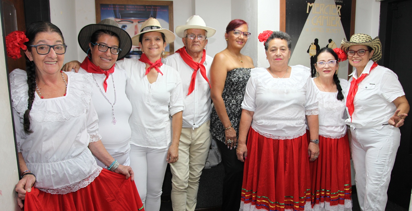 Grupo del barrio Sinaí.