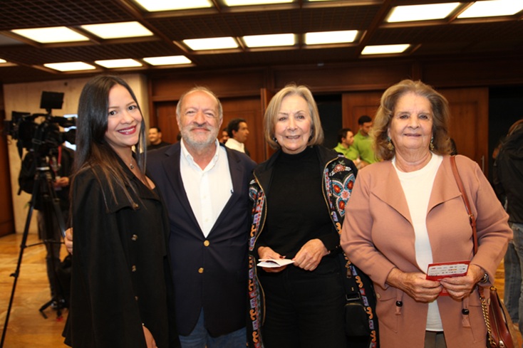 Mariangela Mendoza, Octavio Arbeláez, Matilde Cuartas y Elvira Escobar.