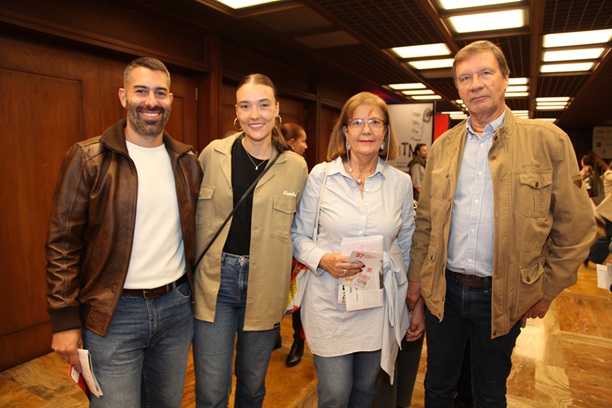 Esteban Ocampo, María Francisca Escobar, Liliana Botero y Pablo Escobar.