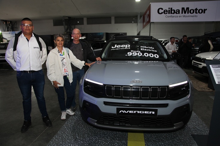 Jorge Enrique Franco, Gloria Inés Giraldo y Juvencio Arias.