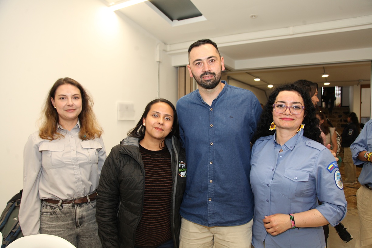 Alexandra Areiza, Alejandra Gutiérrez, Fabián Gaviria y Carolina Mateus.