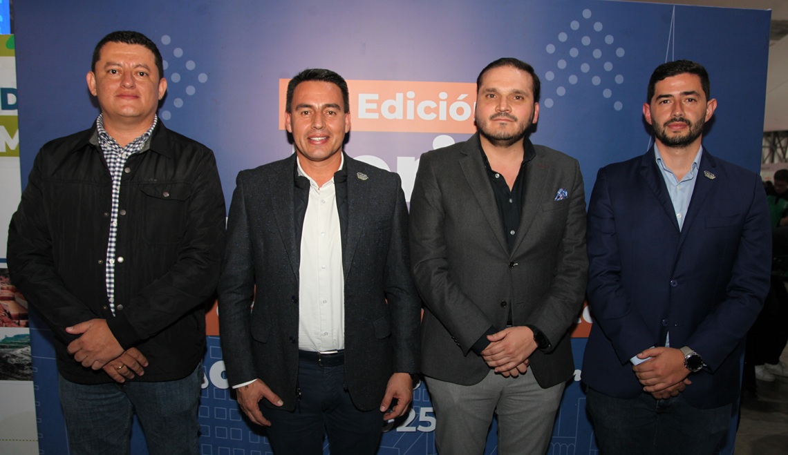 Álvaro Andres Osorio, alcalde de Palestina; Jorge Eduardo Rojas, alcalde de Manizales; Jhon Jairo Castaño Flórez, alcalde de Neira; Daniel Felipe Toro, secretario de Tic y Competitividad de Manizales.