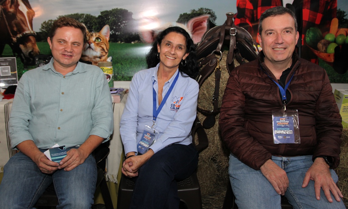 Jorge Giraldo, Patricia Jaramillo y Lucas Mejía.