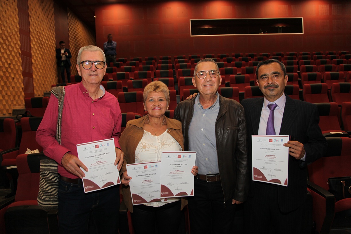Luis Fernando Alzate, Luz Karina Sánchez, John Jairo Castaño y Juan Carlos López Núñez