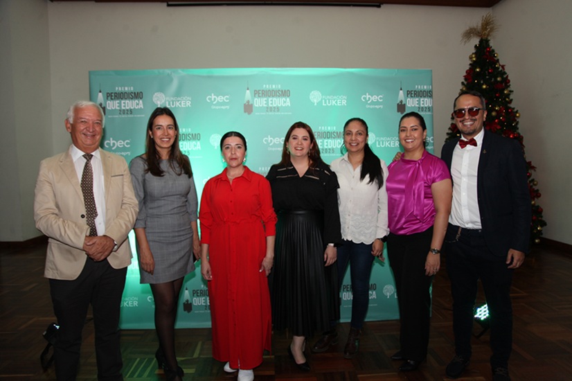 Pablo Jaramillo, Natalia Escobar, Angela María Trujillo, Juliana Toro, Mónica Bedoya, Daniela Moreno y Carlos Eduardo García.