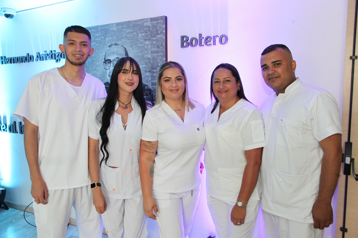 Juan Pablo González, Daniela Castillo, Viviana González, Sandra Giraldo y Wílmar Bravo.