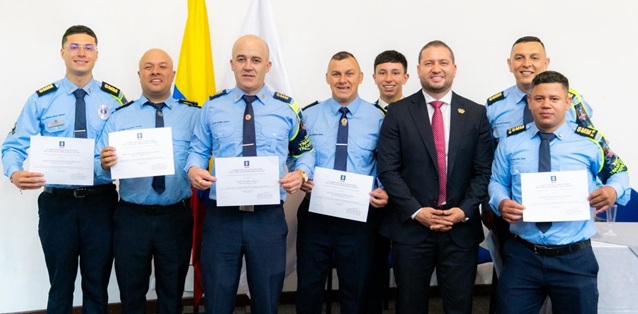 Brayan David Jiménez, John Alexánder Aricapa, Steven Ocampo Arcila, Julián Andrés Gómez, Santiago Acero, secretario Juvenil de Movilidad; Juan Felipe Álvarez, secretario de Movilidad; Cristian Camilo Herrera Tobón y Germán Darío Rojas Vargas