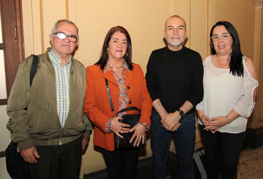 José Miguel Alzate, Teresa González, Julieta Arias y Martín Jahir Sánchez.