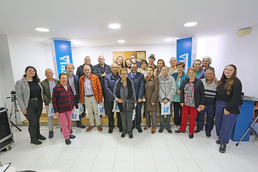 Grupo de asistentes a la actividad.