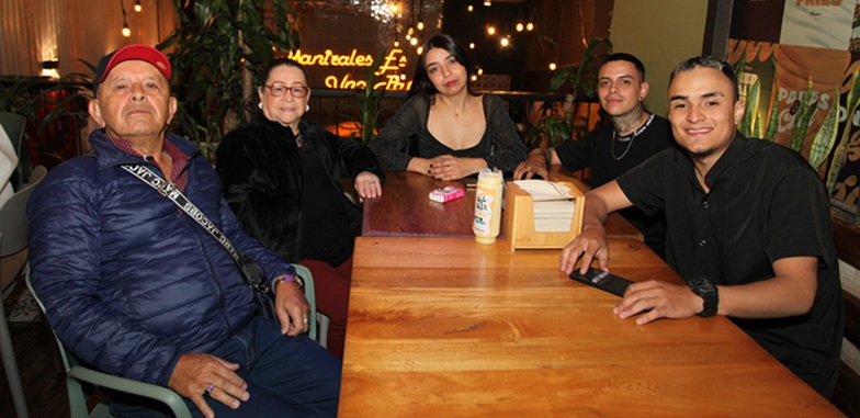 Gildardo Patiño Piedrahíta (cumpleañero), Martha Lucía Carvajal, Ximena Patiño, Santiago Patiño y Juan Esteban Henao.