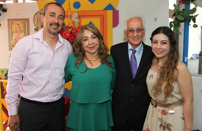 Cristian López Agudelo, María Elena Agudelo, Francisco López Quintero y Laura López Agudelo.