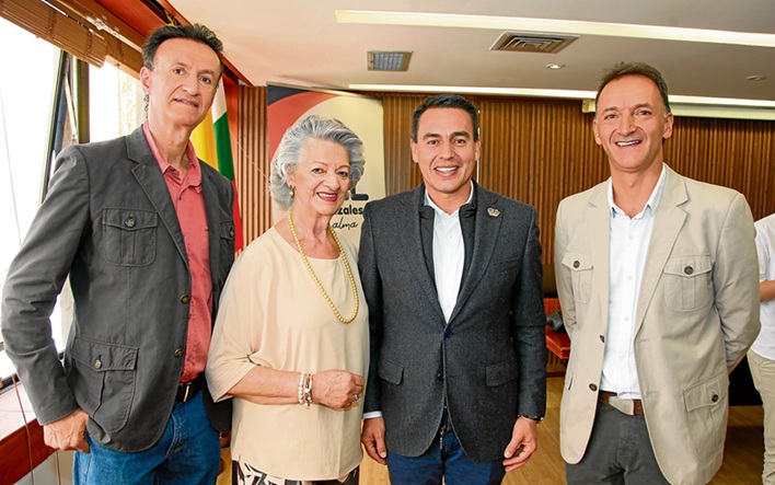 Mauricio Restrepo, María Rubiela García, Jorge Eduardo Rojas y Felipe Restrepo.