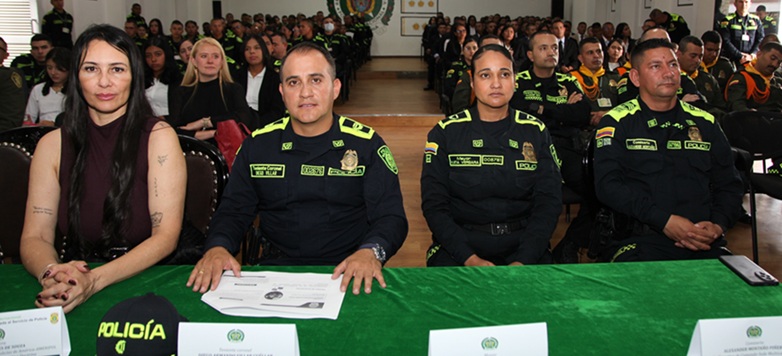 Luciana Neves De Souza, teniente coronel Diego Armando Villar Cuellar, mayor Katia Vergara y Comisario Alexánder Montaño Piñeros.