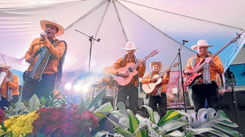 Música Parrandera “Albeiro Zapata”
