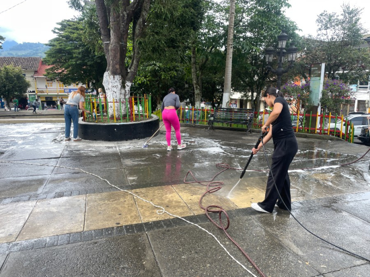 Jornada de limpieza en Aranzazu